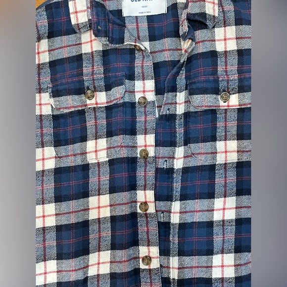 Old Navy 100% Cotton Plaid Buttondown *Excellent Cond* Size XS (5) - Picture 2 of 6